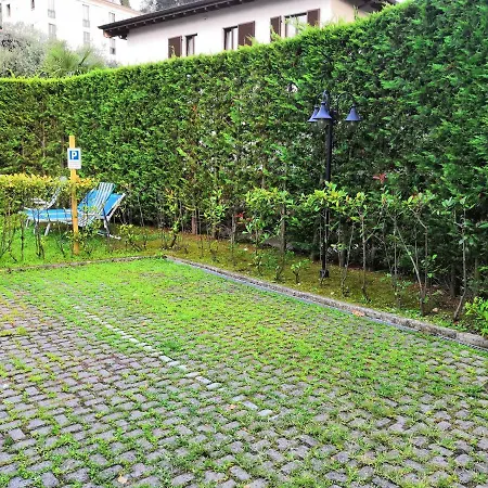 Pool Free Parking Near Bellagio