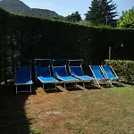 Pool Free Parking Near *